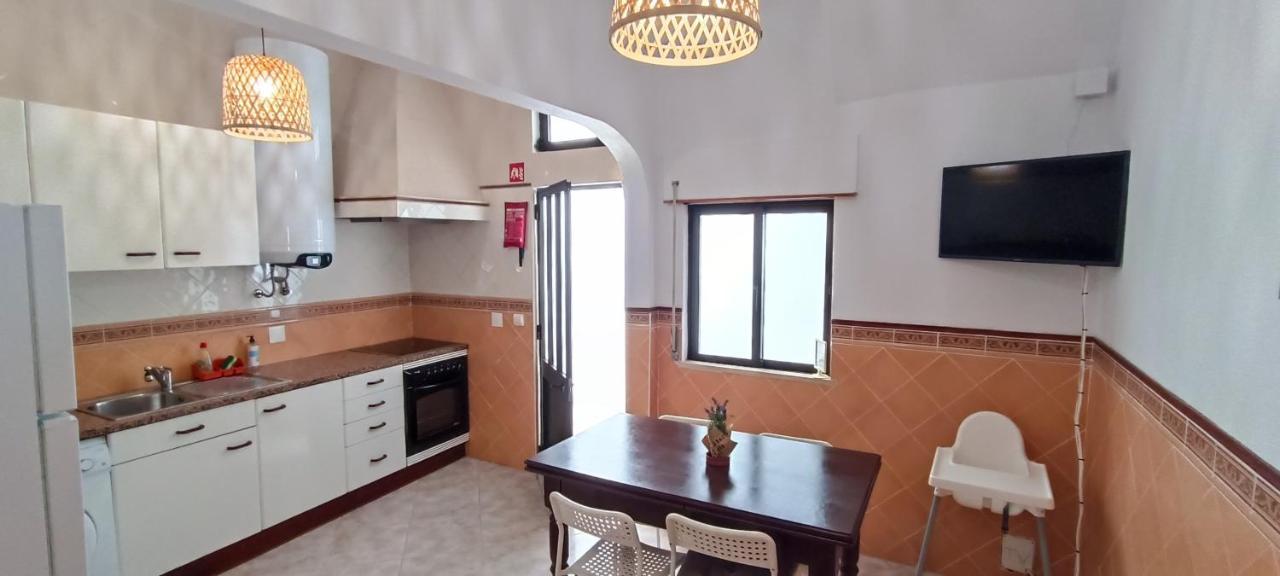 דירות אלבופיירה Casa "Os Amados" מראה חיצוני תמונה